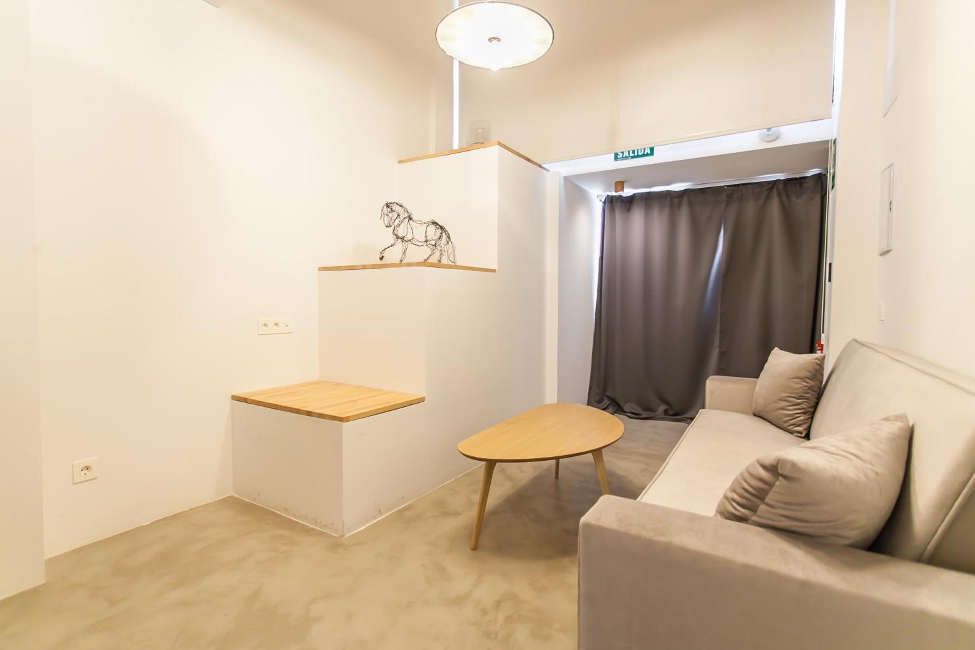 Апартаменты Guernica Luxury Duplex - Location, Light, And Art Мадрид Экстерьер фото